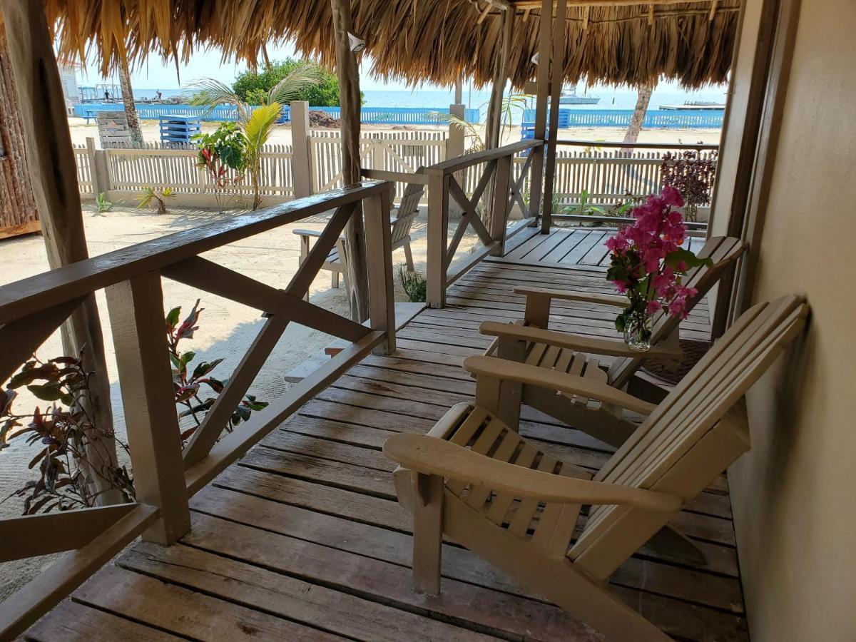 The Bounty Hotel Caye Caulker Exterior foto