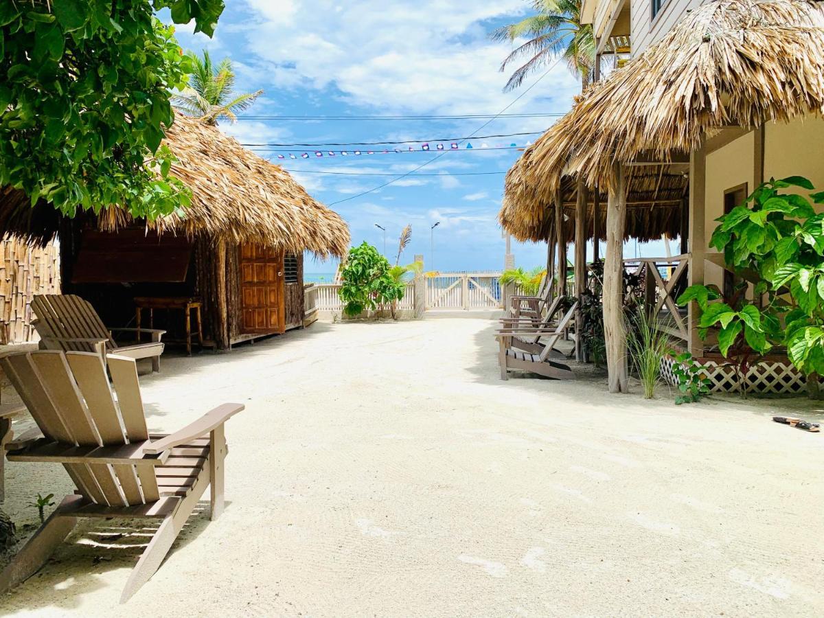 The Bounty Hotel Caye Caulker Exterior foto